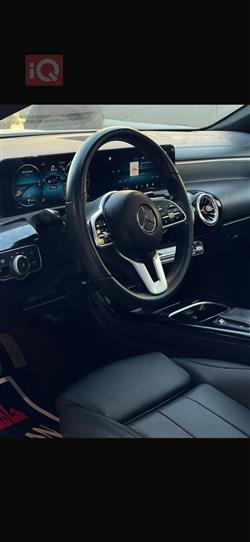 مێرسێدس بێنز CLA